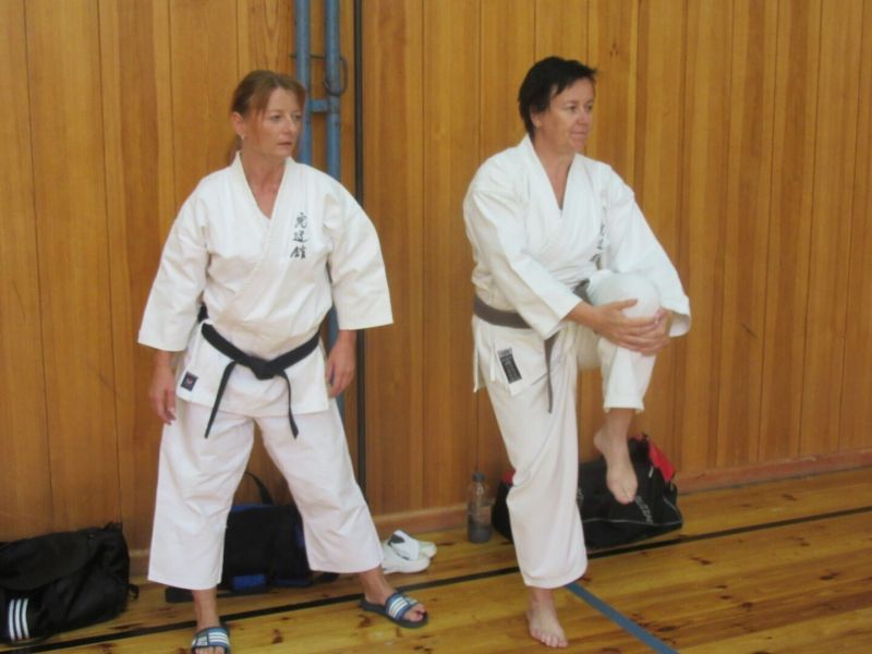 015